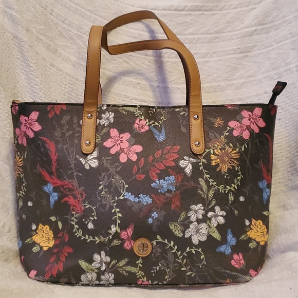 Giani Bernini Handbags - Giani Bernini Tote